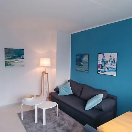 F3 - Gemütlich Mit Kunst